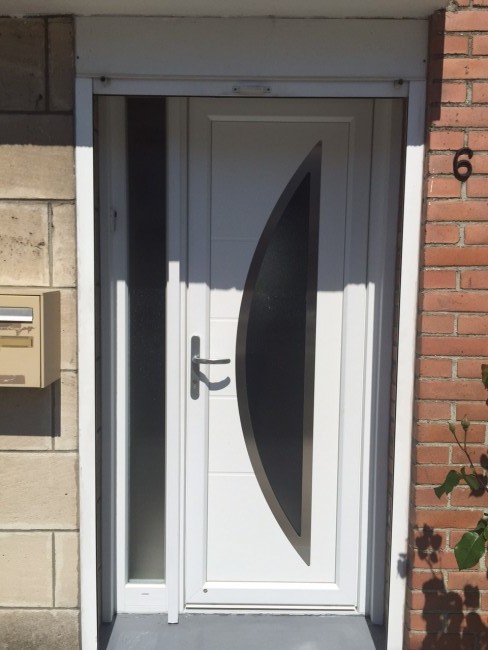 Porte en PVC sur Lambersart